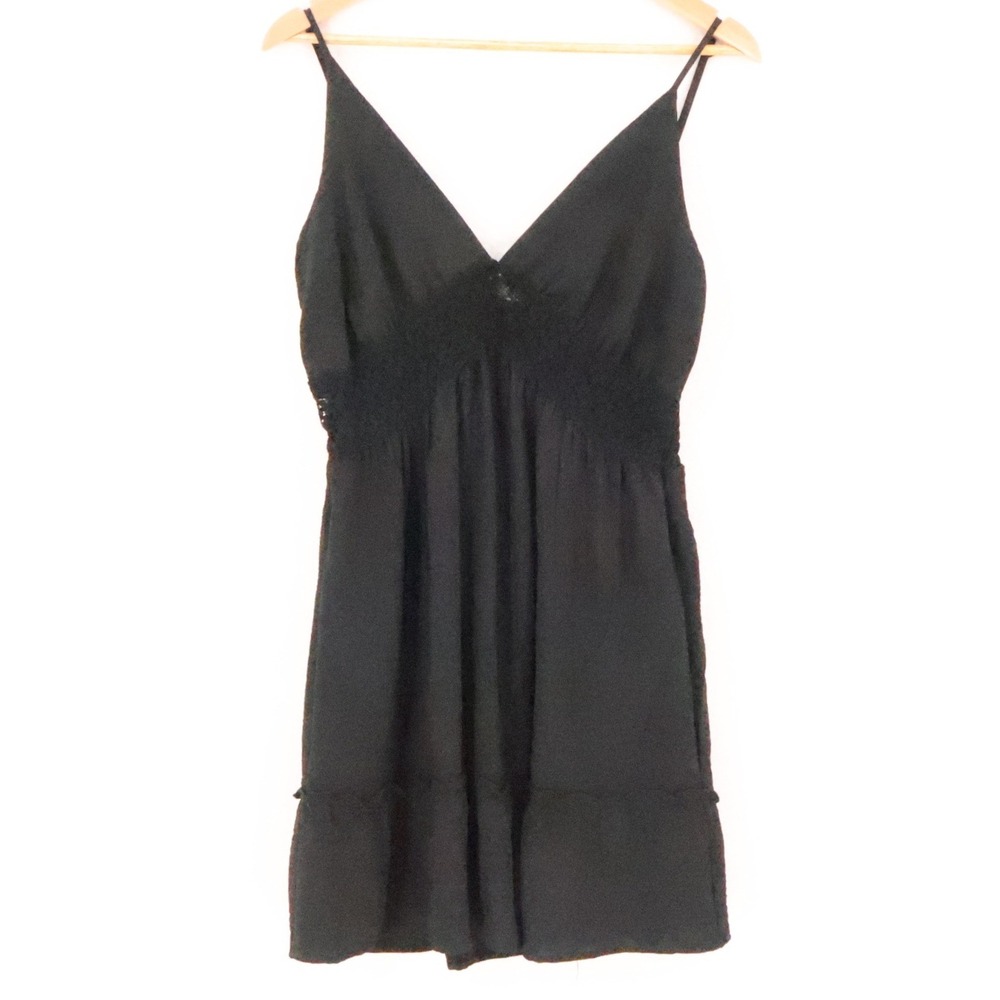 Liberty Love‎ Babydoll Tiered Mini Dress Womens Size M Black Y2K Crochet  LBD